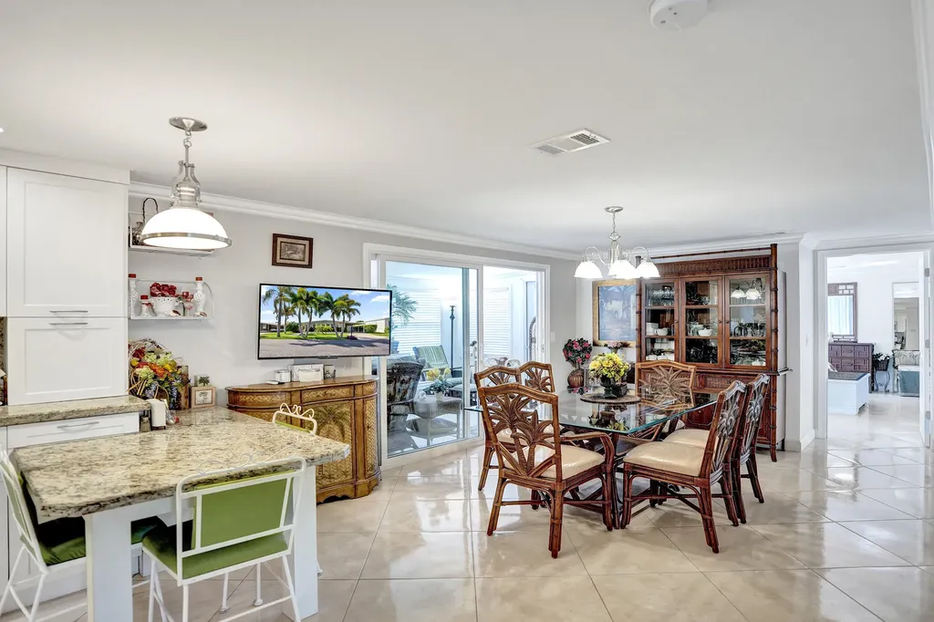 120 NW 53rd Place Pompano Beach FL 33064