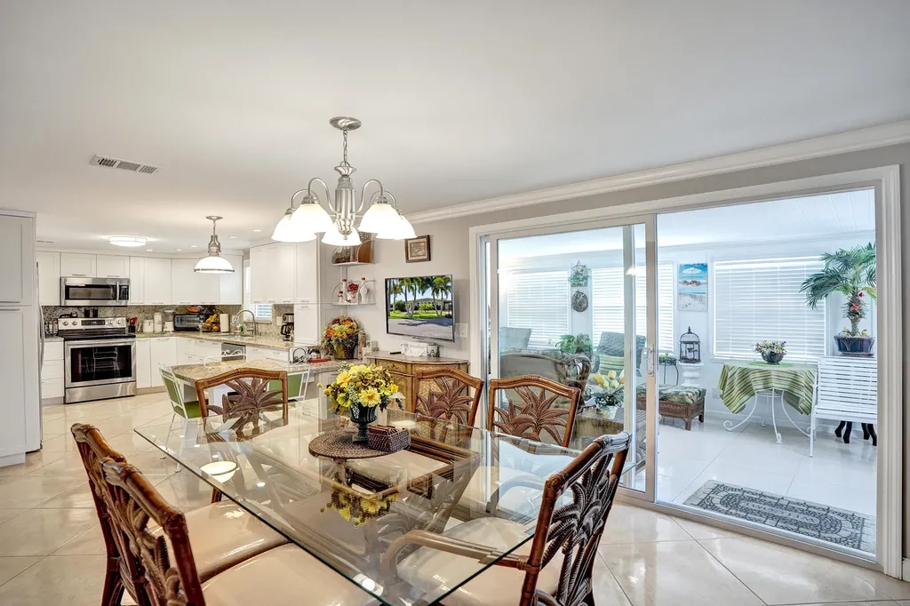 120 NW 53rd Place Pompano Beach FL 33064