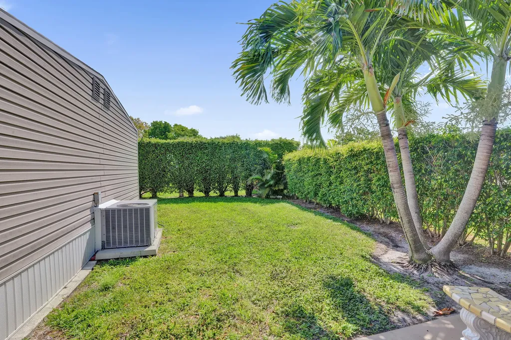 120 NW 53rd Place Pompano Beach FL 33064