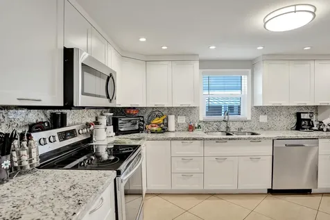 120 NW 53rd Place Pompano Beach FL 33064