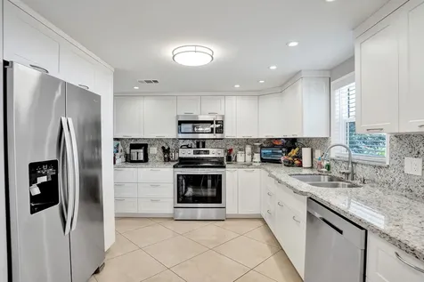 120 NW 53rd Place Pompano Beach FL 33064