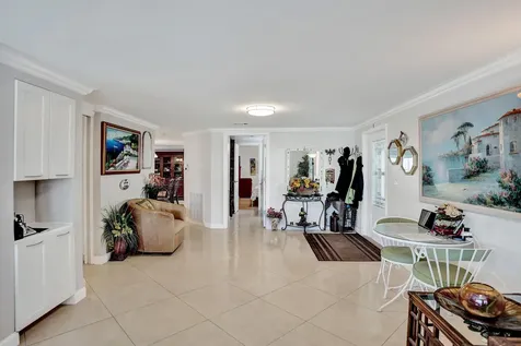 120 NW 53rd Place Pompano Beach FL 33064