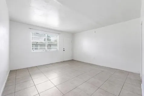 515 NE 150th Street Miami FL 33161