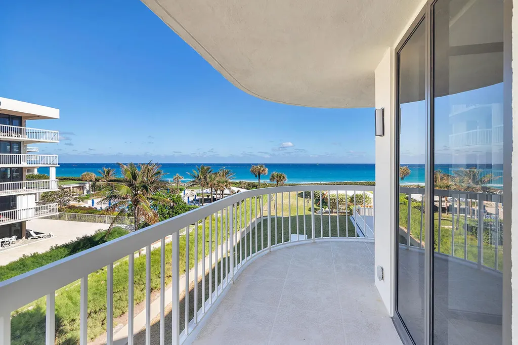 3300 S Ocean Boulevard Palm Beach FL 33480