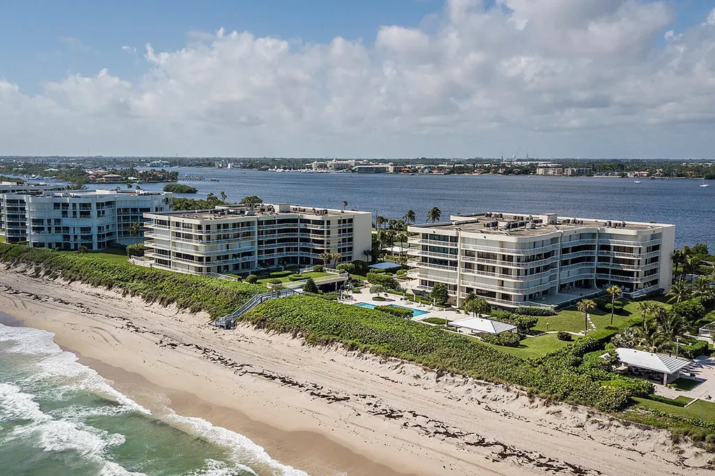 3300 S Ocean Boulevard Palm Beach FL 33480