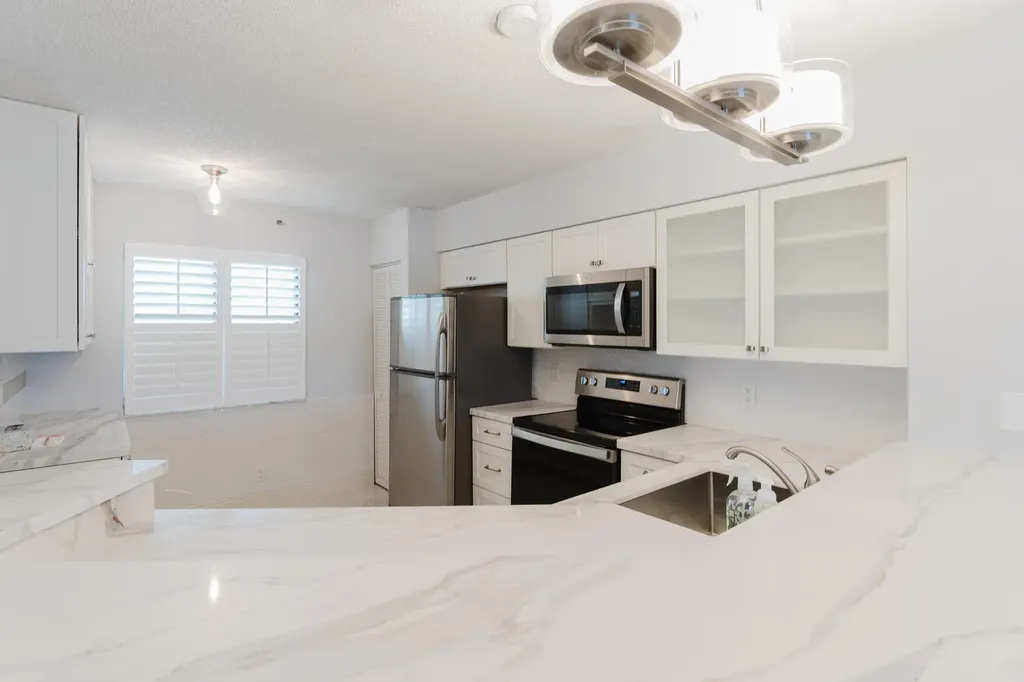 2217 Cypress Island Drive Pompano Beach FL 33069