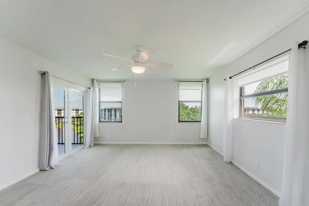 2217 Cypress Island Drive Pompano Beach FL 33069