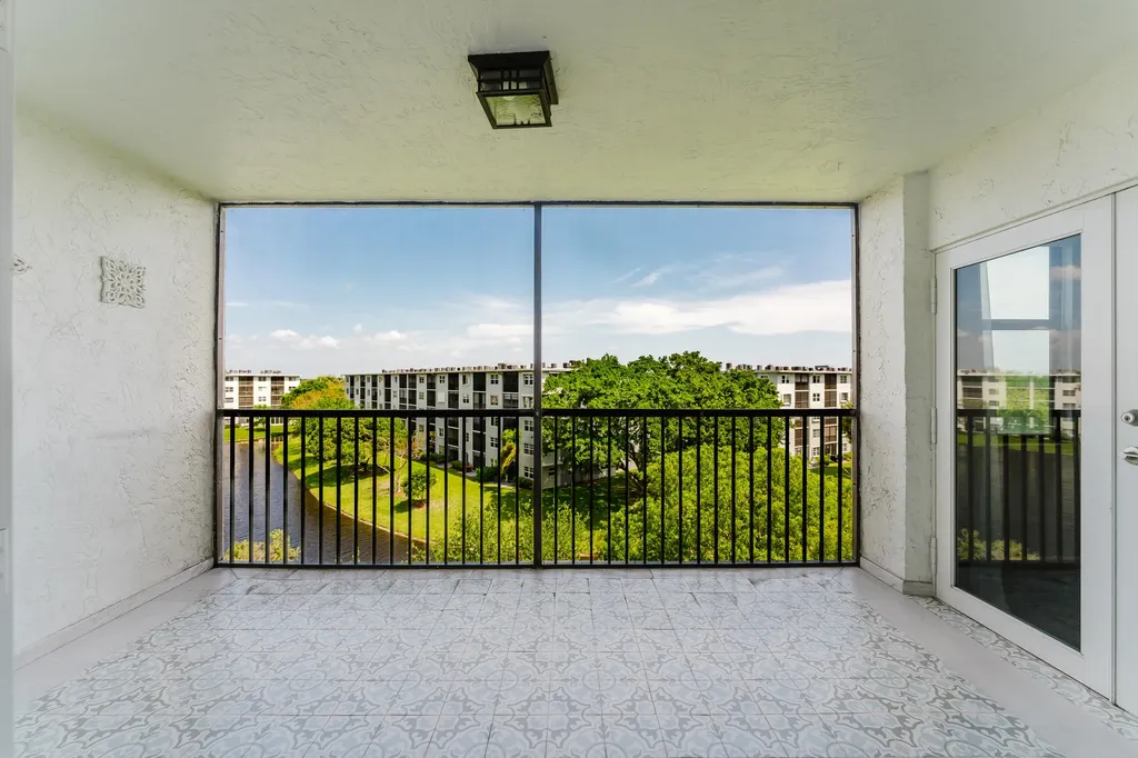 2217 Cypress Island Drive Pompano Beach FL 33069