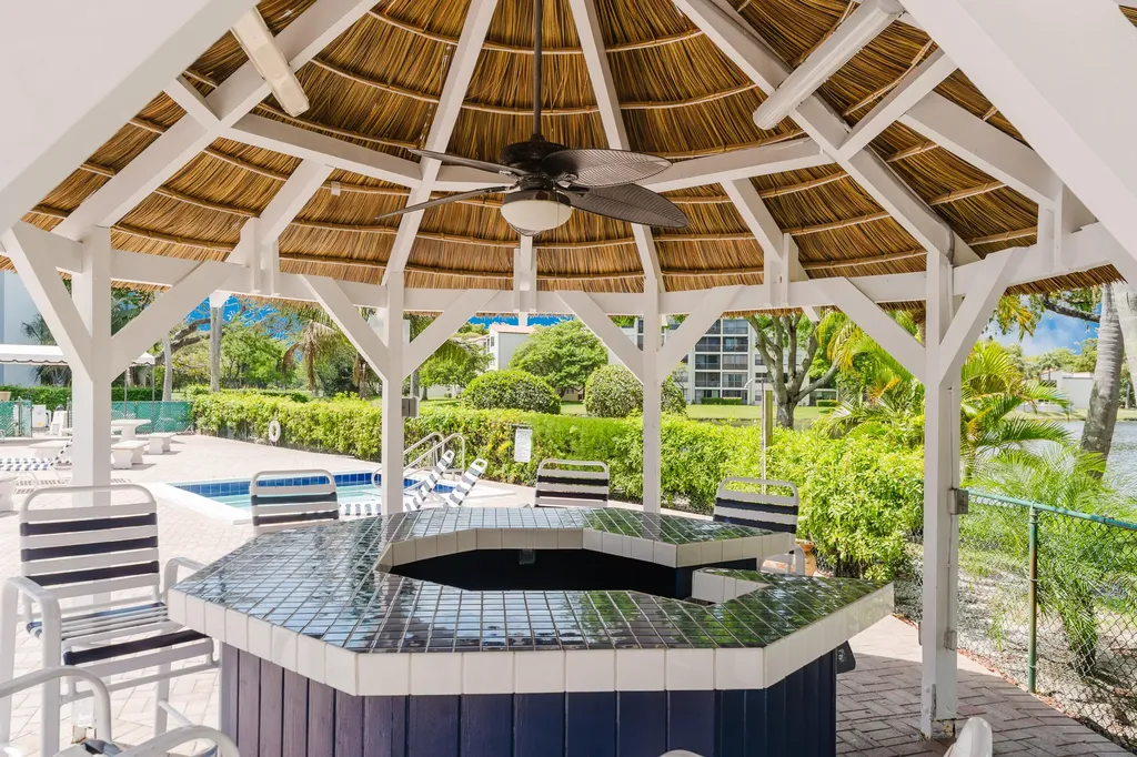 2217 Cypress Island Drive Pompano Beach FL 33069
