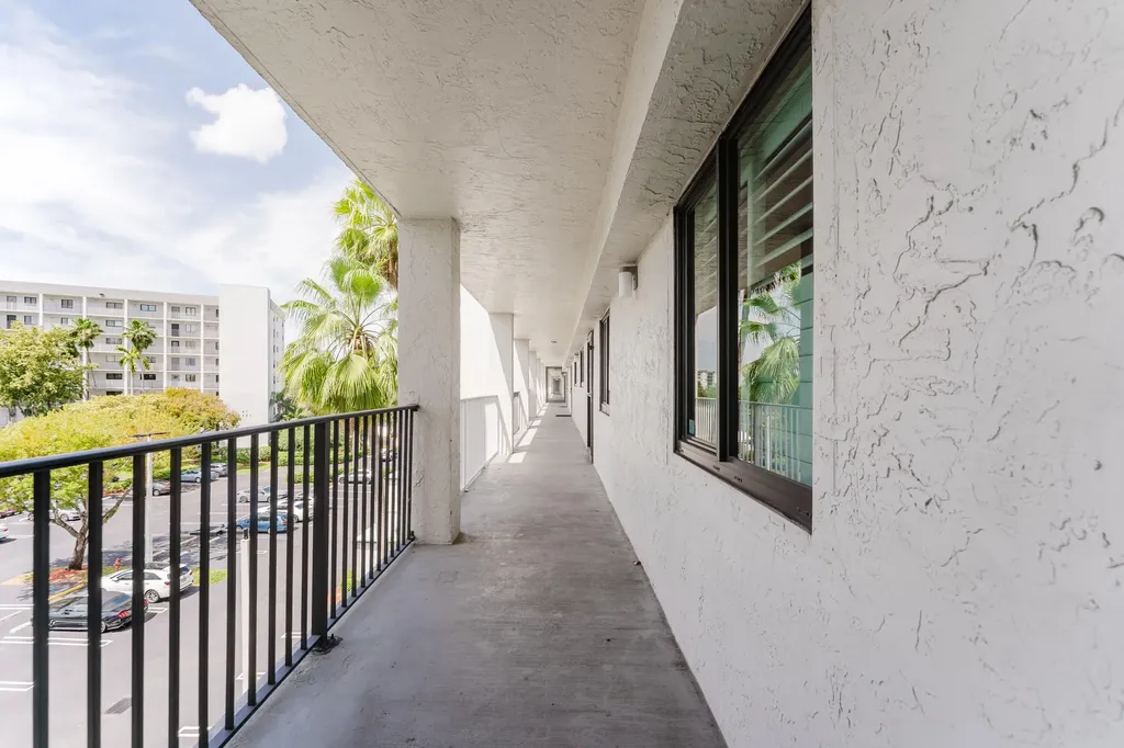 2217 Cypress Island Drive Pompano Beach FL 33069