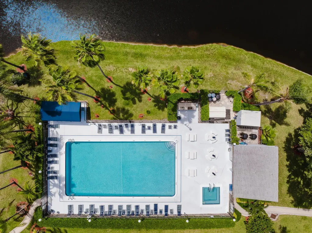 2217 Cypress Island Drive Pompano Beach FL 33069