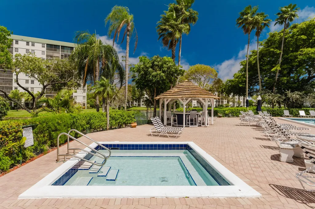 2217 Cypress Island Drive Pompano Beach FL 33069