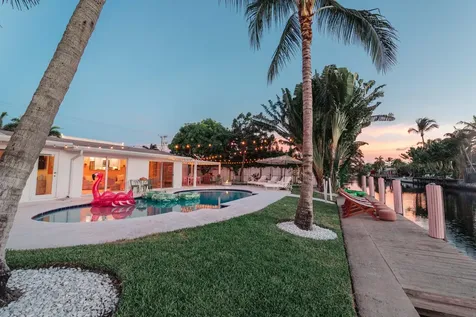 3057 NE 16th Avenue Oakland Park FL 33334