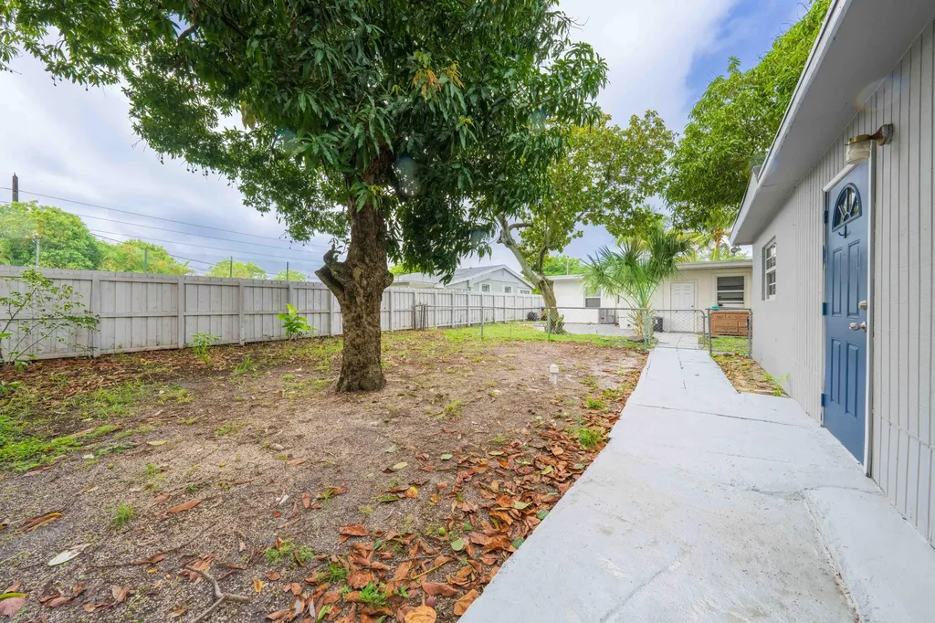 1220 NW 1st Avenue Fort Lauderdale FL 33311