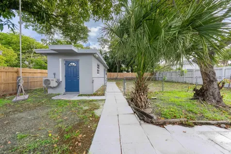 1220 NW 1st Avenue Fort Lauderdale FL 33311