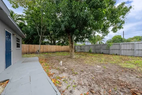 1220 NW 1st Avenue Fort Lauderdale FL 33311