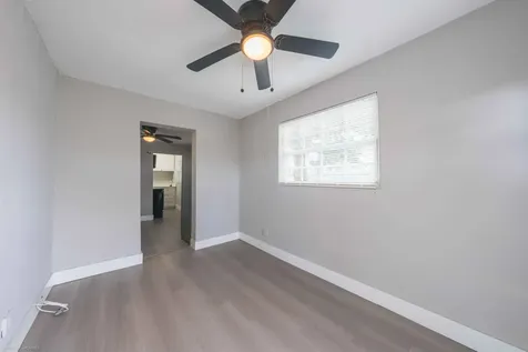 1220 NW 1st Avenue Fort Lauderdale FL 33311