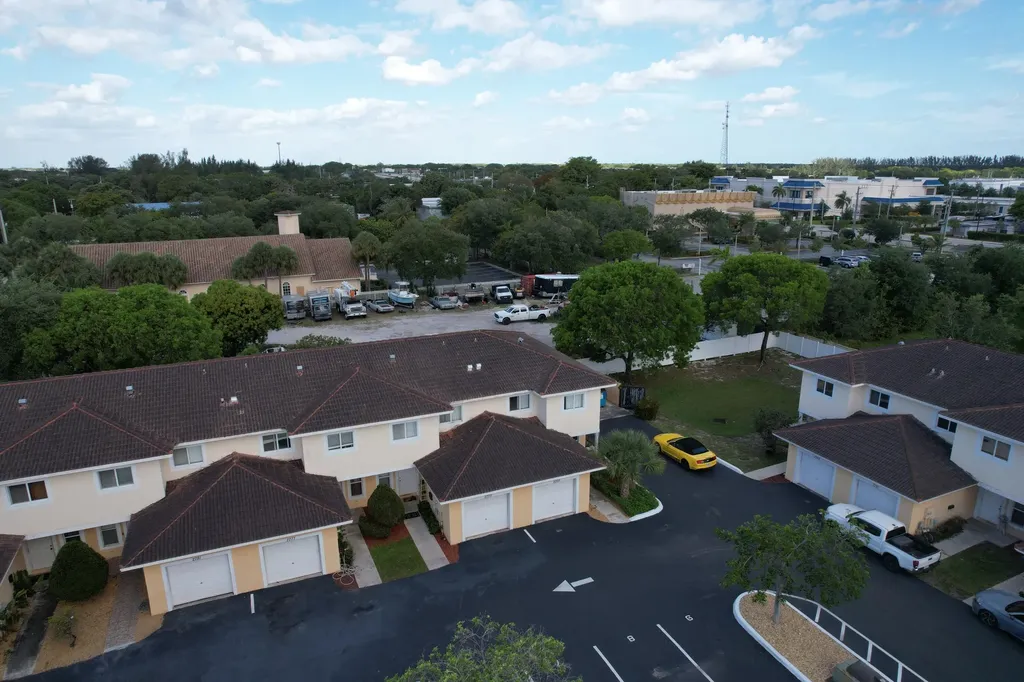 2769 NW 13th Street Pompano Beach FL 33069