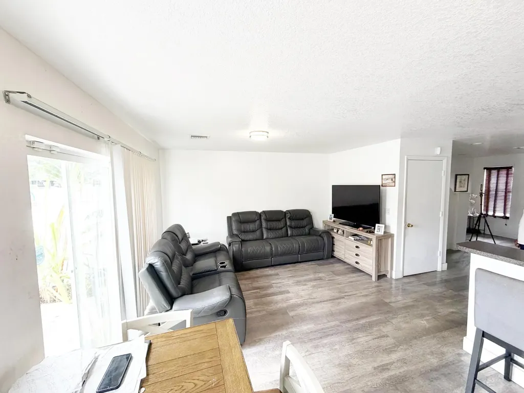2769 NW 13th Street Pompano Beach FL 33069