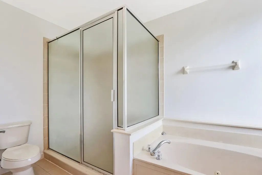 8021 Murano Circle Palm Beach Gardens FL 33418