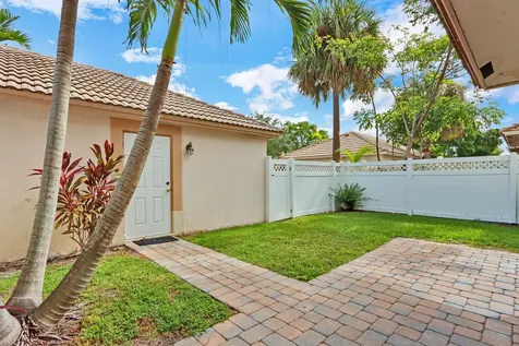 8021 Murano Circle Palm Beach Gardens FL 33418