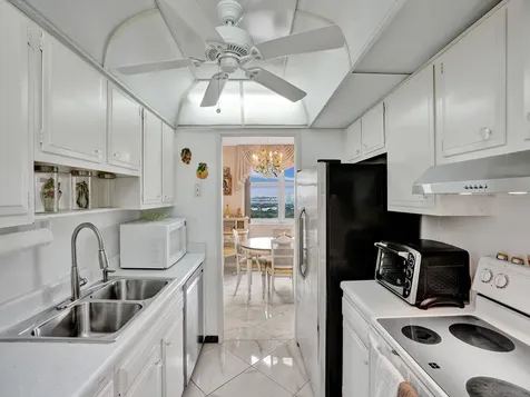 2121 N Ocean Boulevard Boca Raton FL 33431