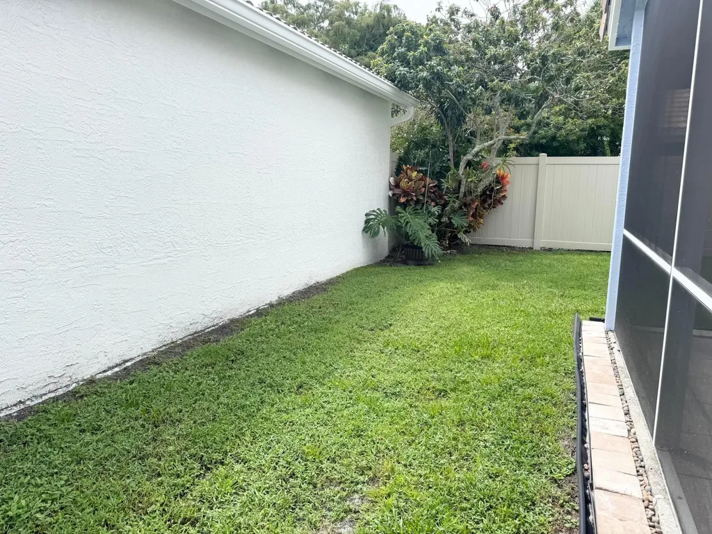 1664 Carriage Brooke Drive Wellington FL 33414