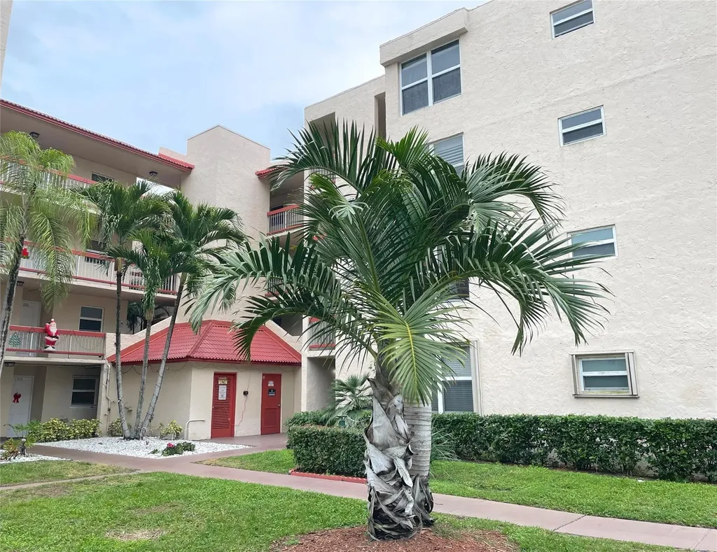 9411 Evergreen Place Davie FL 33324