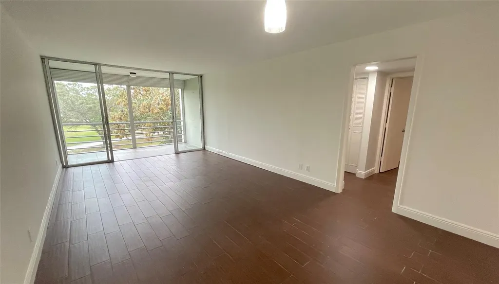 9411 Evergreen Place Davie FL 33324