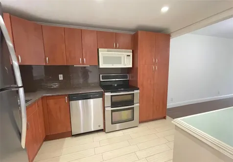 9411 Evergreen Place Davie FL 33324