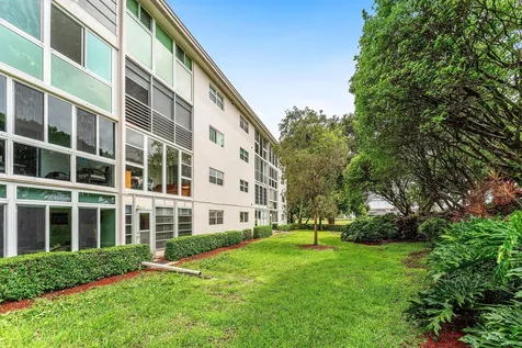 3301 Aruba Way Coconut Creek FL 33066