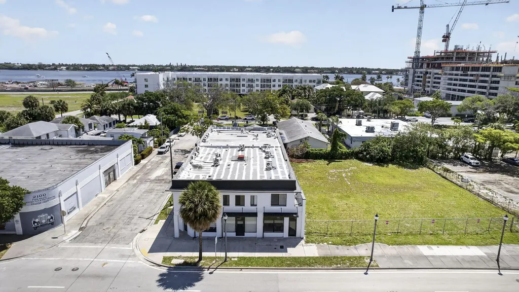 2032 N Dixie Highway West Palm Beach FL 33407