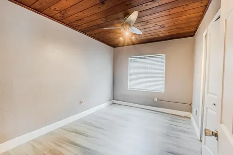 112 W 34th Street Riviera Beach FL 33404