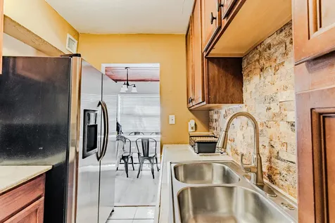 112 W 34th Street Riviera Beach FL 33404