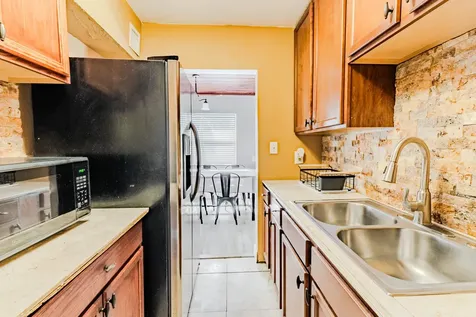112 W 34th Street Riviera Beach FL 33404