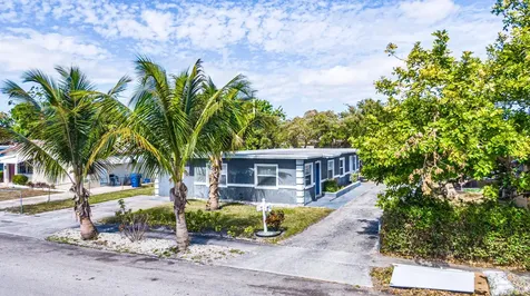 112 W 34th Street Riviera Beach FL 33404