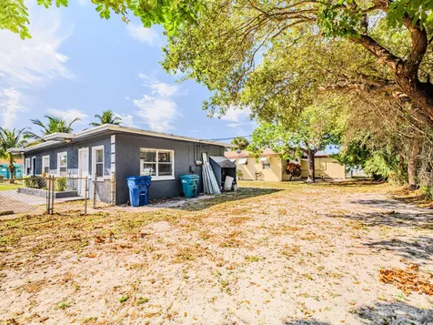 112 W 34th Street Riviera Beach FL 33404