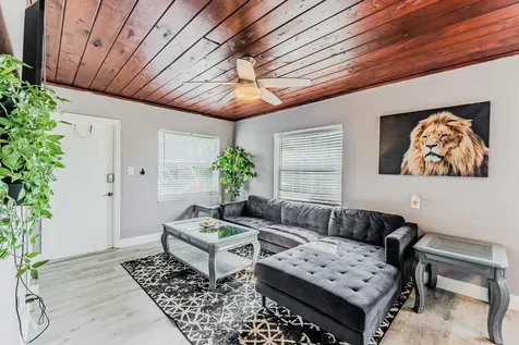 112 W 34th Street Riviera Beach FL 33404