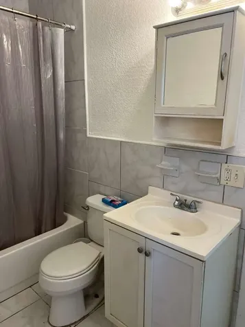 700 NW 3rd Avenue Fort Lauderdale FL 33311