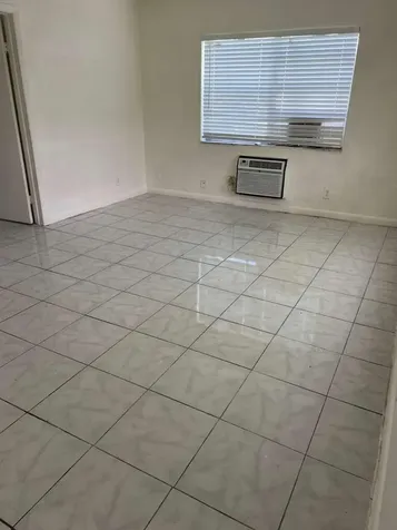 700 NW 3rd Avenue Fort Lauderdale FL 33311