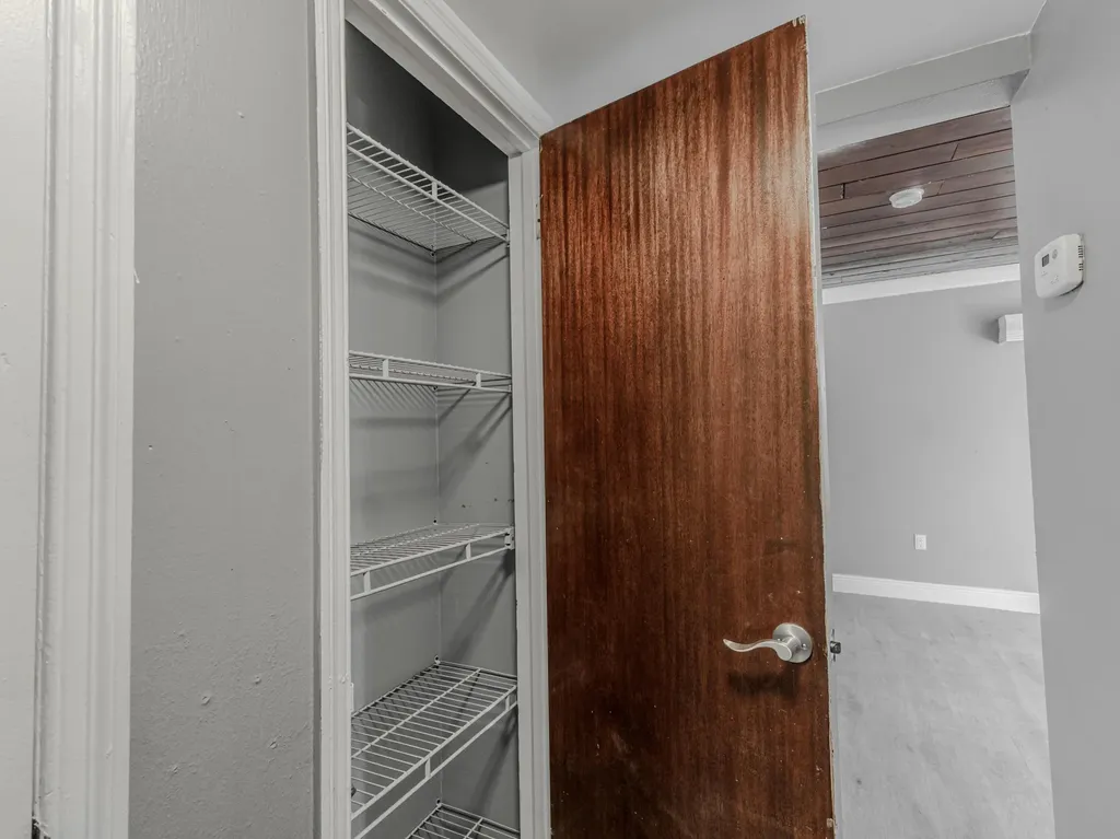 112 W 34th Street West Palm Beach FL 33404