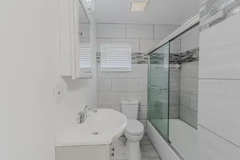 112 W 34th Street West Palm Beach FL 33404