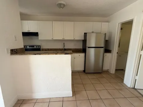 4051 N Dixie Highway Oakland Park FL 33334