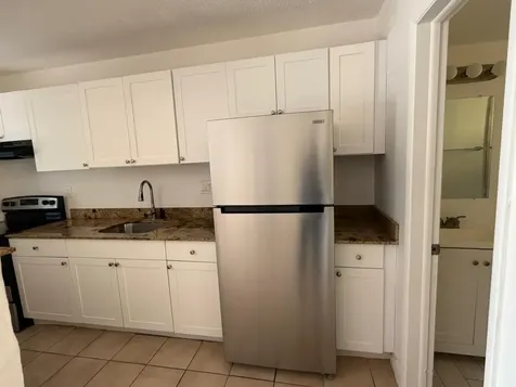 4051 N Dixie Highway Oakland Park FL 33334