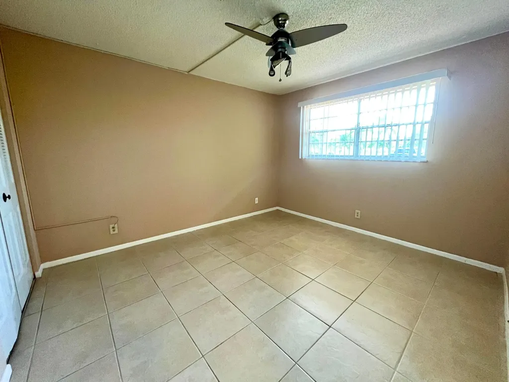 2500 Fiore Way Delray Beach FL 33445
