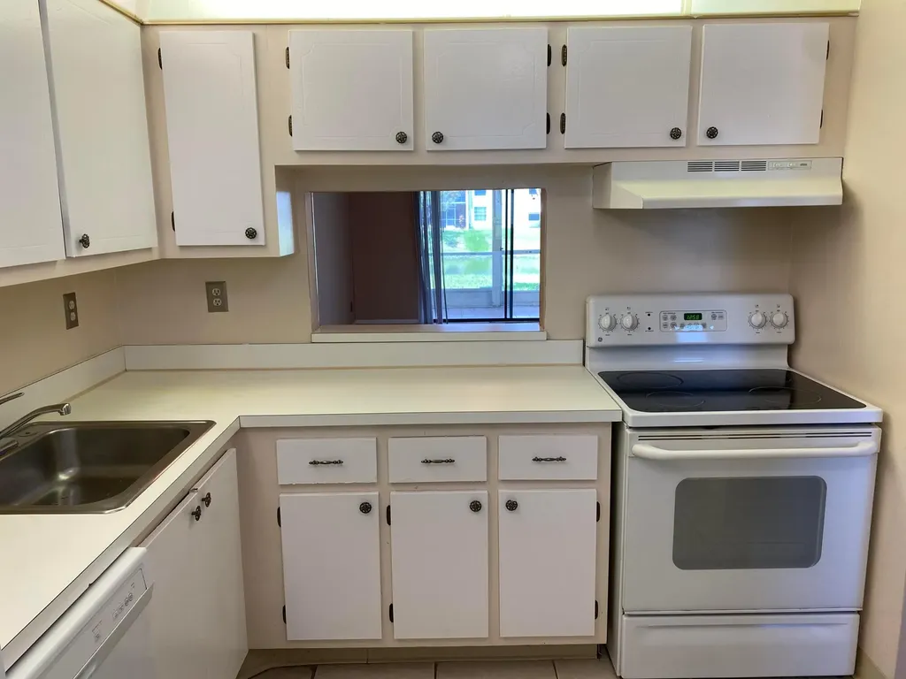 2500 Fiore Way Delray Beach FL 33445