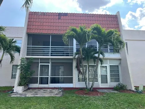 2500 Fiore Way Delray Beach FL 33445