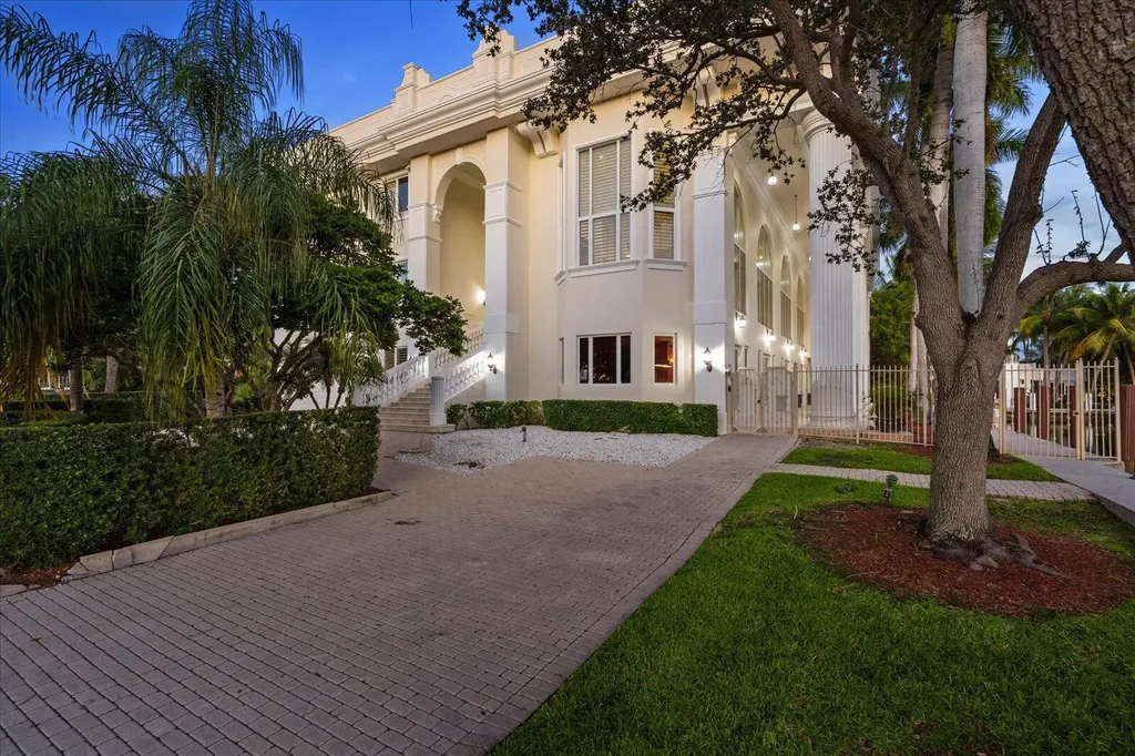 414 Riviera Isle Drive Fort Lauderdale FL 33301