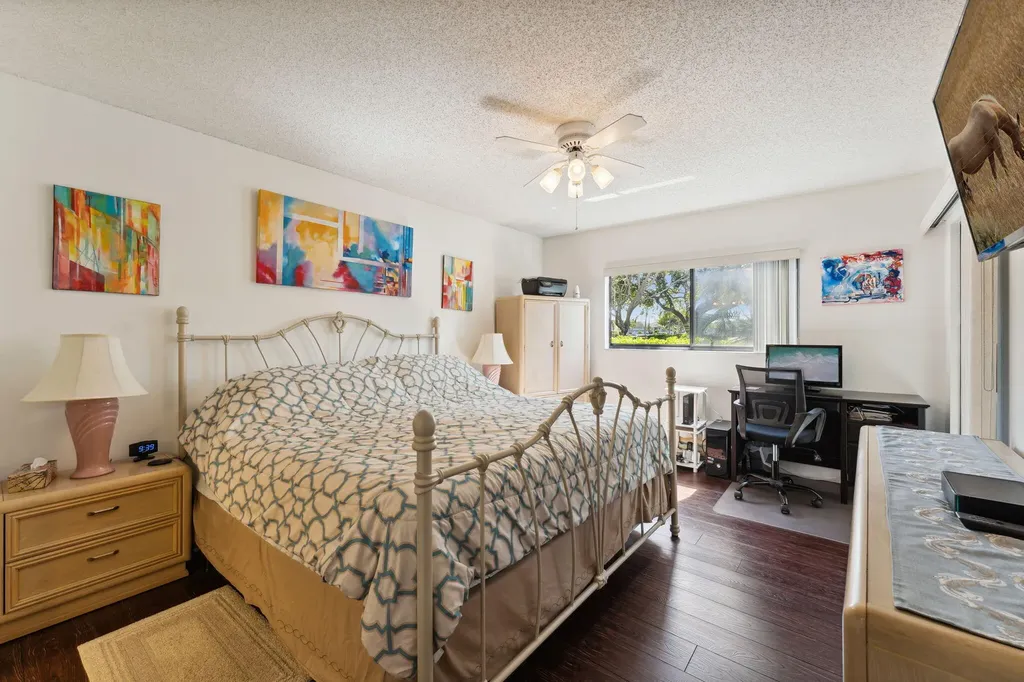 15301 Pembridge Avenue Delray Beach FL 33484