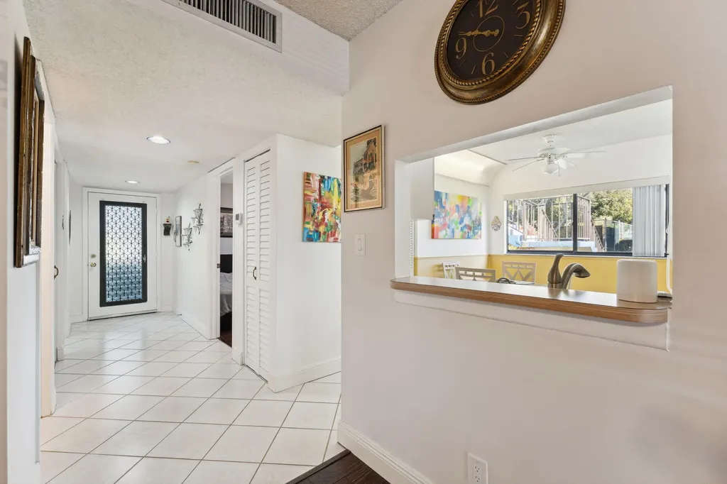 15301 Pembridge Avenue Delray Beach FL 33484